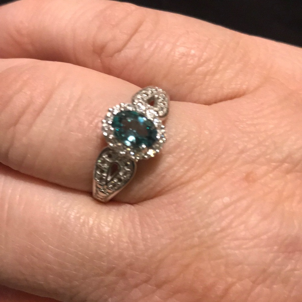 First offer wins Blue Zircon 1.26 ctw with .43 ctw white zircon